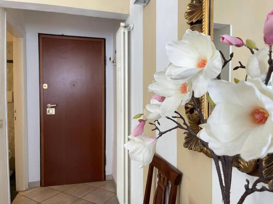 Appartamento Borgo Apostoli Florencia Exterior foto